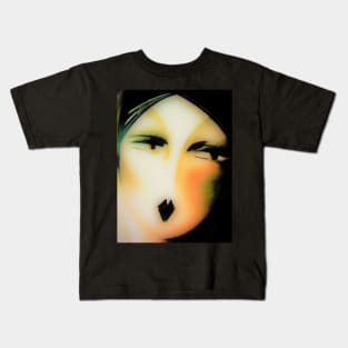 ART DECO SOFT FOCUS FACE Kids T-Shirt